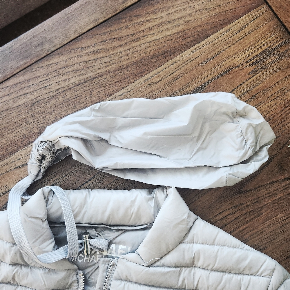 NWT Michael Kors XS Down Jacket Silver Packable - Picture 6 of 14